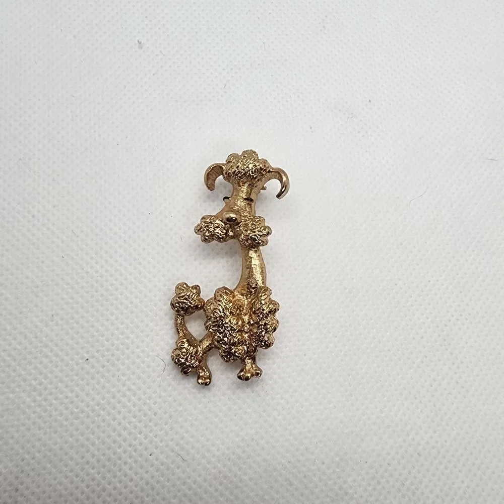 Vintage Avon Gold French Poodle Brooch